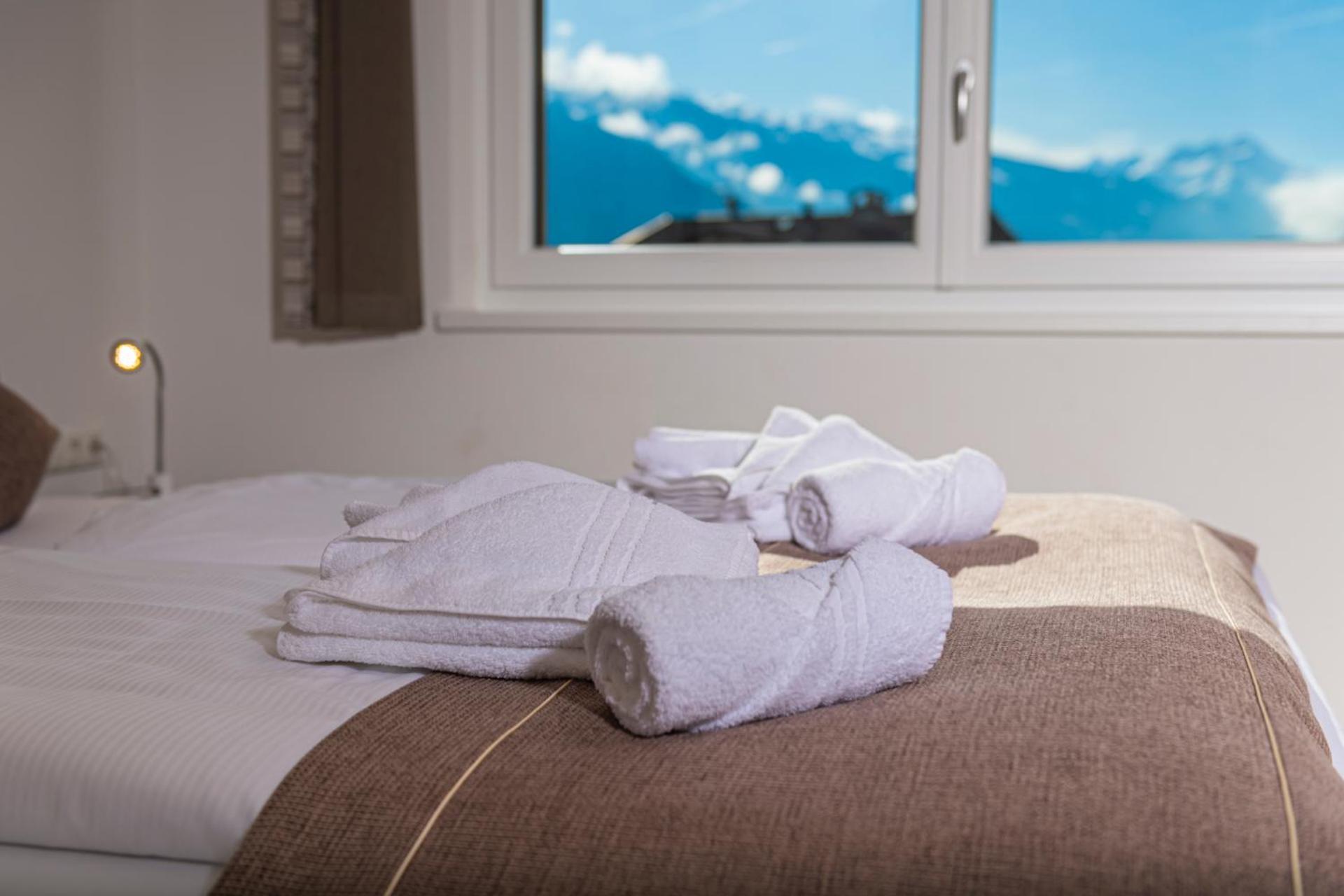 H21 - Modernes Ferienhaus 145Qm, 4Sz, Wellnessbereich Mit Sauna Und Dachterrasse Mit Panoramablick, Kuehlen Und Heizen Mit Geothermie Fügen Eksteriør billede