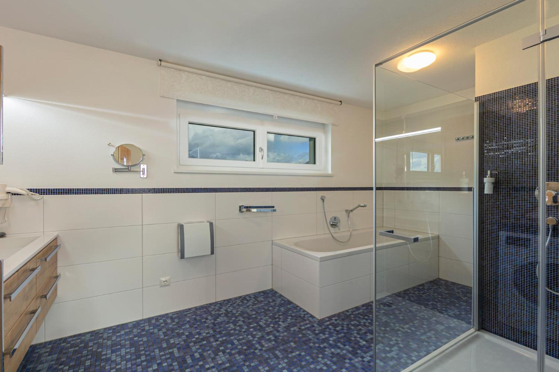 H21 - Modernes Ferienhaus 145Qm, 4Sz, Wellnessbereich Mit Sauna Und Dachterrasse Mit Panoramablick, Kuehlen Und Heizen Mit Geothermie Fügen Eksteriør billede